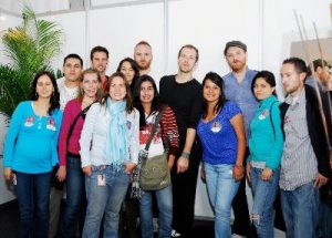 Mediante un concurso radial y web ellos fueron los privilegiados al conocer a LOS CUATRO integrantes de Coldplay.