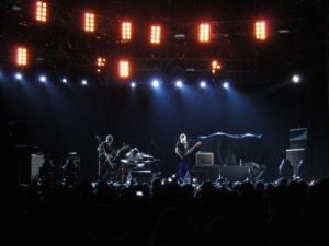 Los teloneros Nicer Dicers.