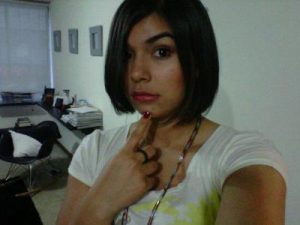 Ella misma dice que el pelo no es como las tetas, que finalmente vuelve a crecer jajajaja. "De vez en cuando me gusta tener este corte pero esta vez le haré variaciones más rockeras, ya verán!".