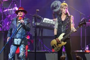 Axl Rose, Duff McKagan