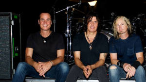 StoneTemplePliotsWithoutSinger