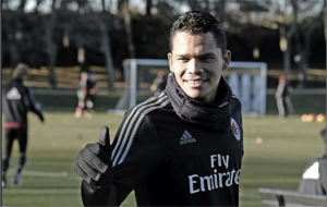 twitter.com/carlos7bacca