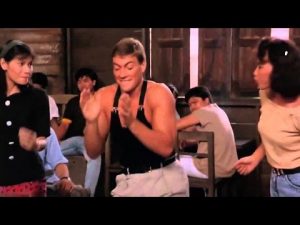 Thumbnail vídeo youtube: Jean-Claude Van Damme también bailó el Ras Tas Tas de nuestra selección