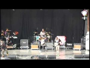 Thumbnail vídeo youtube: Jingle Bell Rock con Doctor Krapula - "Doctor Krapula presente"