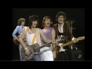 Thumbnail vídeo youtube: The Rolling Stones - Start Me Up