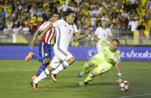 Carlos Bacca, Justo Villar