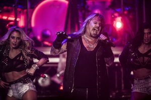 Vince Neil, Motley Crue