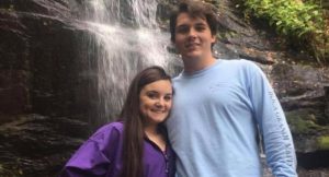 hayles-pareja-745x485