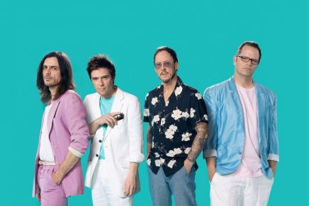 Con video incluido, Weezer estrena 'All My Favorite Songs', su nueva canción