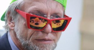 dloh3gmxgaievtt-900x485