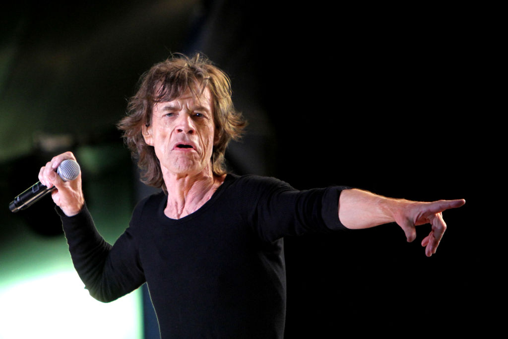¡Un crack! Mick Jagger puede hacer 120 flexiones, 300 sentadillas y