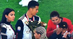 cristiano-ronaldo-900x485