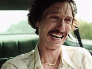 Matthew McConaughey casi se queda ciego después de perder 22 kilos para su papel en El club de los desahuciados.