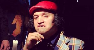 hassam-humorista-900x485