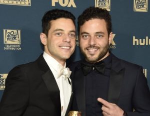 Rami y Sami Malek: Rami es un reconocido actor galardonado con grandes premios y Sami trabaja como profesor en Los Ángeles.