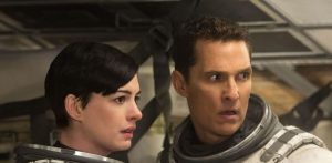 Anne Hathaway y Mathew McConaughey, protagonistas de Interstellar - WARNER