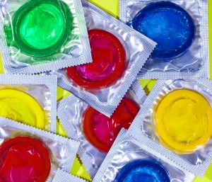 No tire condones al inodoro: la nueva campaña social en Bogotá