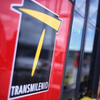 ¿Y el COVID-19? Personas realizaron tremenda fiesta en bus de Transmilenio