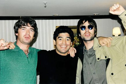 (Fotos) Los momentos de Diego Maradona junto a reconocidos íconos musicales