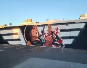 (Fotos) Artista rinde homenaje a Eddie Van Halen con gigantesco mural