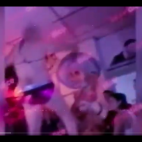 (Video) Servidoras públicas fueron pilladas en fiesta con strippers