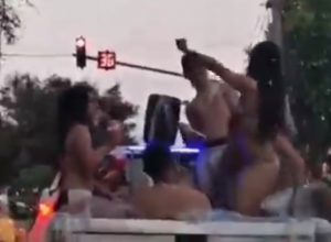 VIDEO: polémico 'jacuzzi móvil' se vuelve tendencia en redes sociales
