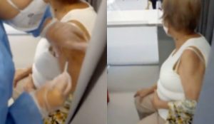 Graban a otra mujer aplicando vacuna con la jeringa vacía en Colombia