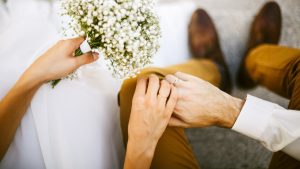 Hombre con alzhéimer le pidió matrimonio a su esposa_ no se acordaba que estaban casados