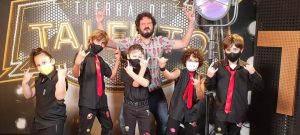 Grupo de niños impresiona con covers de Ramones y Green Day