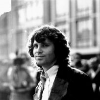 se cumplen 50 años de la muerte del legendario Jim Morrison
