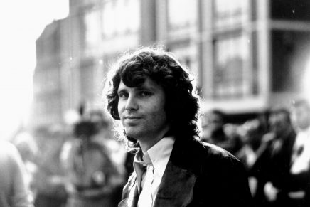 se cumplen 50 años de la muerte del legendario Jim Morrison