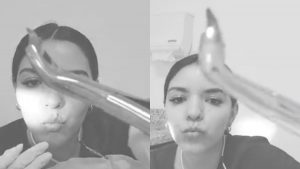 Mujer dentista se sacó dos muelas y publicó el video