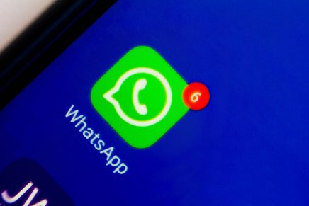 ¿Cómo poner contraseña en WhatsApp para proteger los chats?
