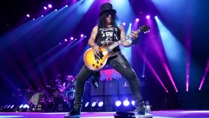 Slash revela el álbum que lo hizo aprender a tocar guitarra