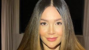 “Hazme tuyo”, le dicen a Lina Tejeiro por foto en la que presume su cuerpazo