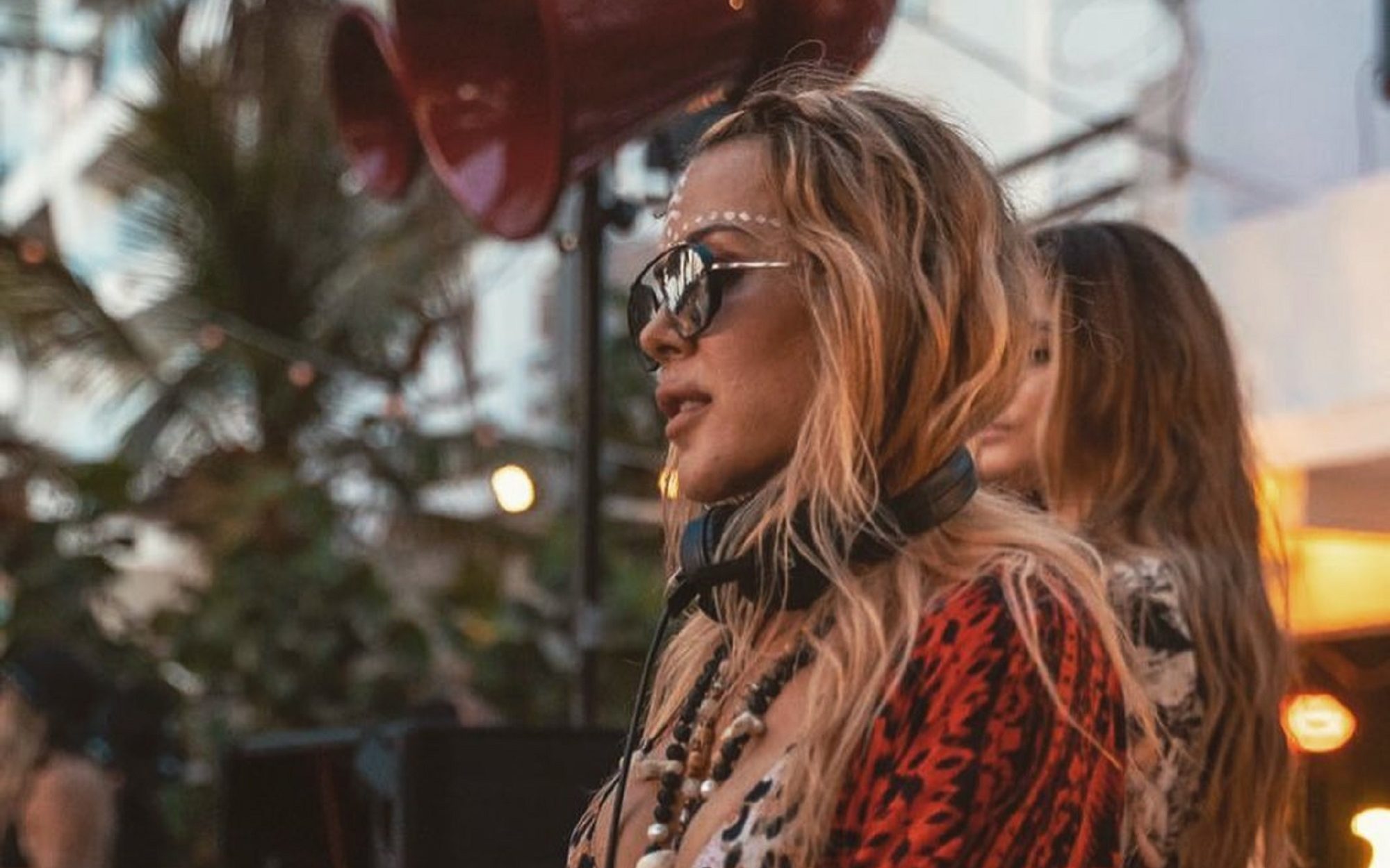 "Mucho voltaje", le dicen a Natalia París por foto en paños menores