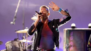 Por video viral, niño fue invitado con entradas VIP a concierto de Coldplay