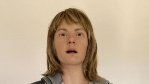 Humanoide Abel puede interactuar con otras personas