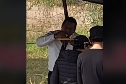 Conductor es criticado en TikTok luego de retrasar el viaje por bajar a comer