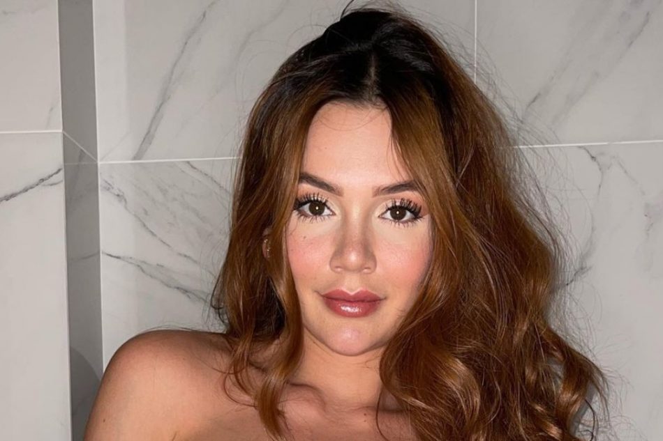 «Sí a todo» le dicen a Lina Tejeiro por fotos en diminuta lencería