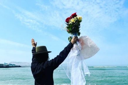 Peruano se casó con el mar
