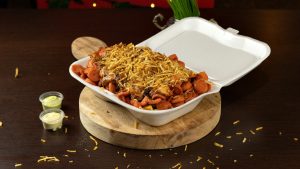 Salchipapa estaría cara por el precio de la papa - Getty Images