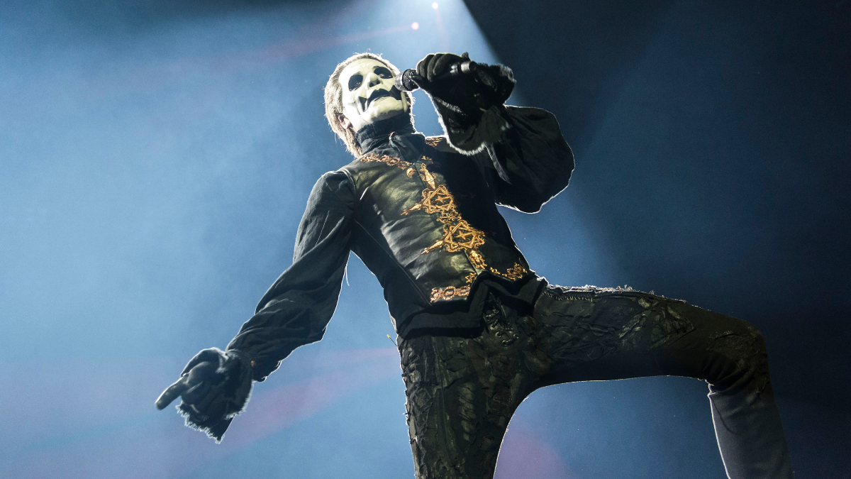 Tobias Forge de Ghost pierde la voz en pleno concierto