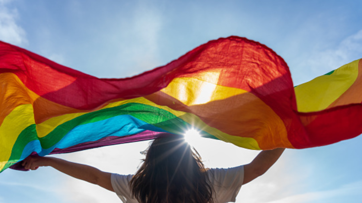 La Besatón como respuesta a un acto de discriminación contra una pareja gay en Bogotá