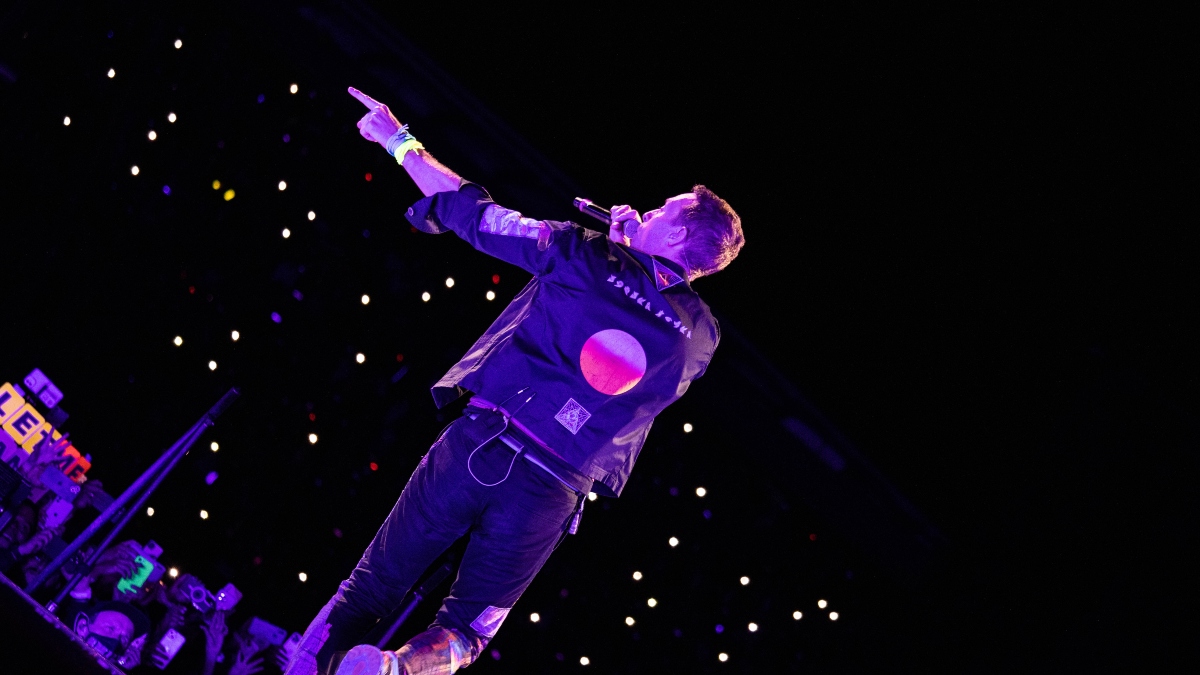 “Solo por una canción”: la particular petición de Chris Martin en ‘A Sky Full of Stars’