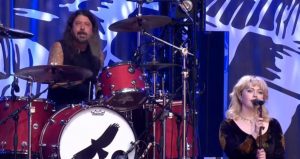 Violet Grohl y Dave Grohl