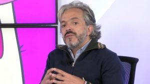 ¿Por qué a Juan Daniel Oviedo le cambió el tono de voz?