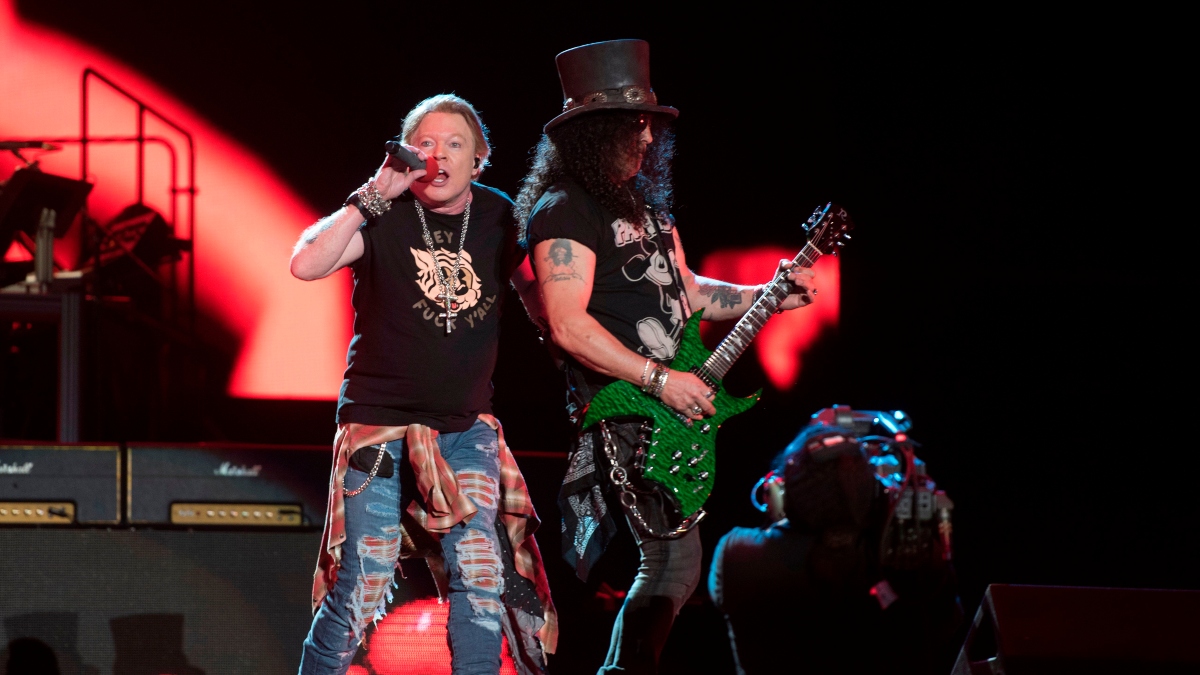 La millonaria cifra que habrían recaudado Axl Rose y Slash con la gira de Guns n’ Roses