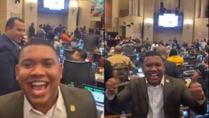 Polémica celebración de congresistas que hundieron ley que prohibiría corridas de toros