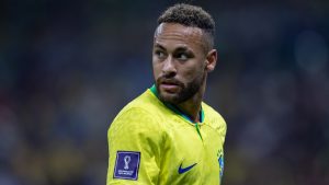 Brasil entrenó sin Neymar, pero Tite guarda la esperanza de que pueda jugar el Mundial